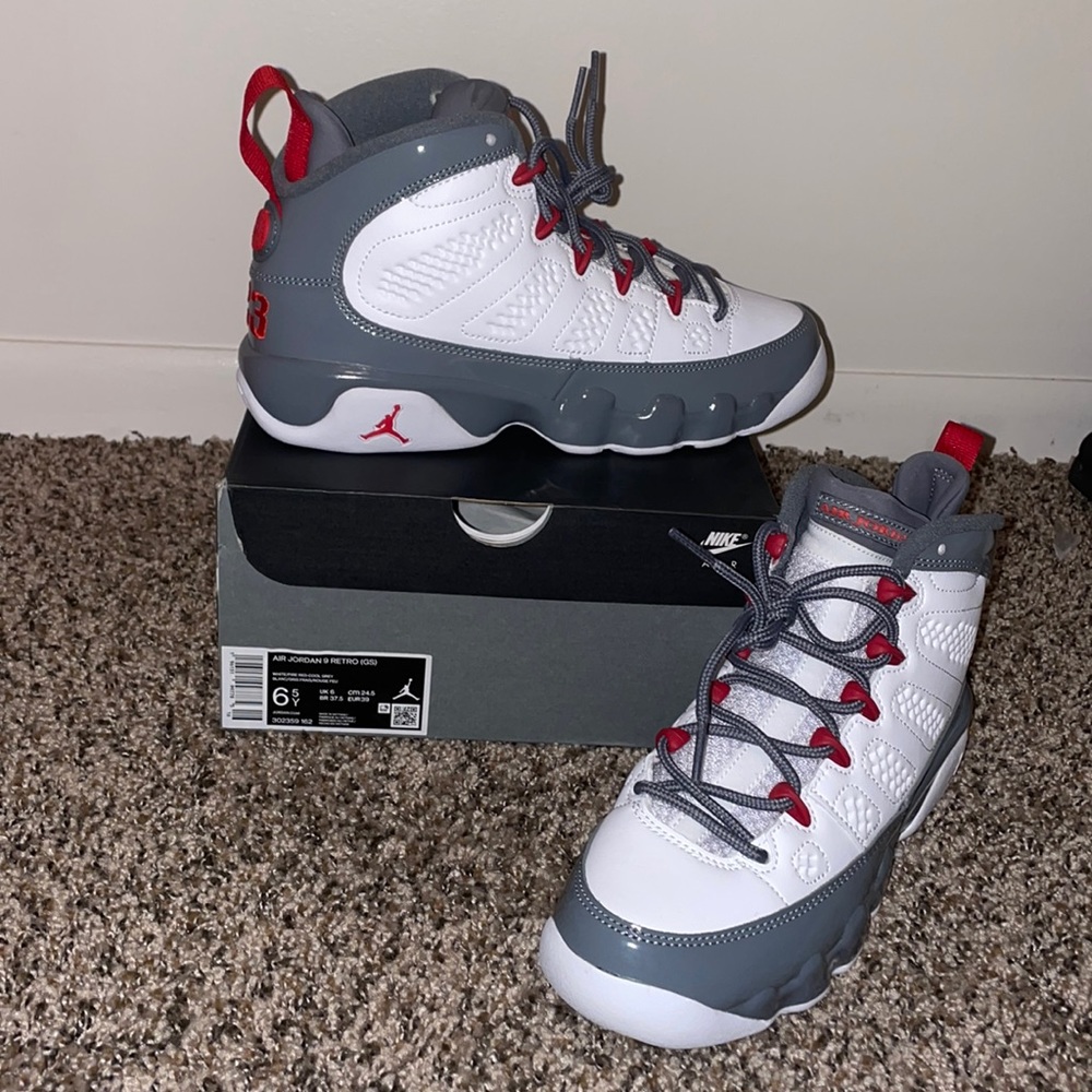 Air jordan 9 retro fire red cool greys 🔥6.5